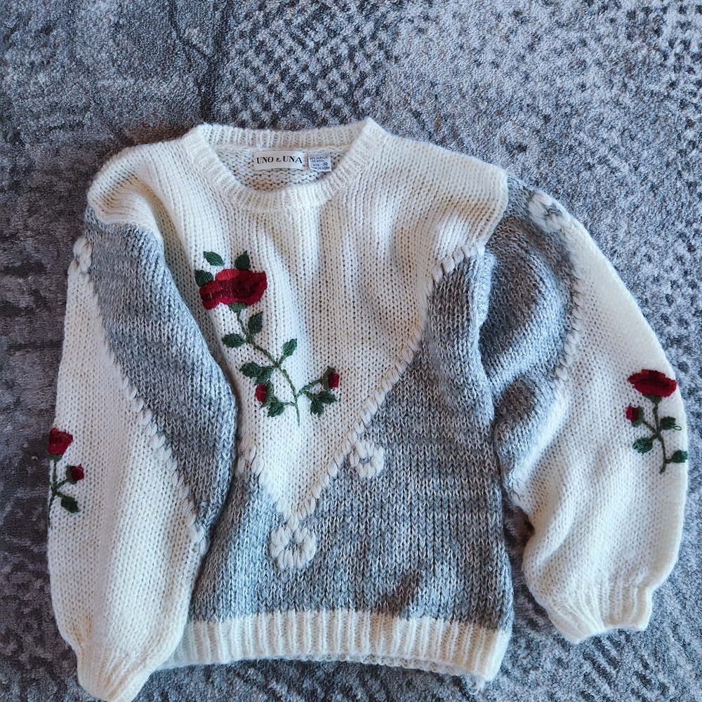 Vintage Uno & Una Chunky Knit Granny Cottage Core Sweater - Size M